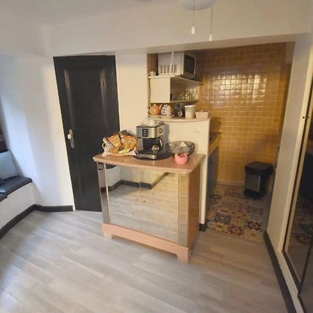 Studio Climatise Et Sa Terrasse Privee En Villa Ла-Триніте Екстер'єр фото